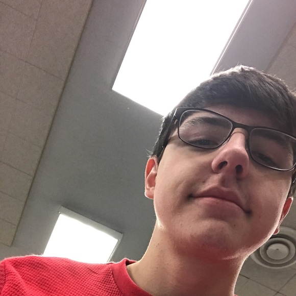 Meet your Posher, Sean - Picture 1 of 1